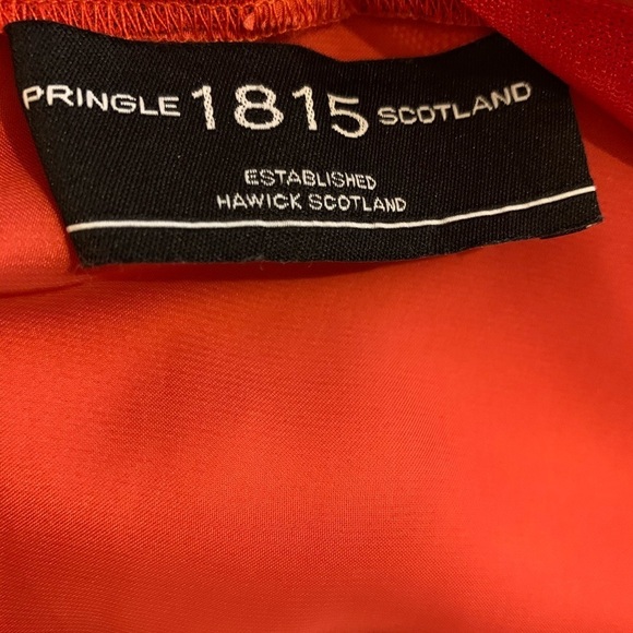 Pringle of Scotland sleeveless blouse, size 2 - Picture 6 of 7
